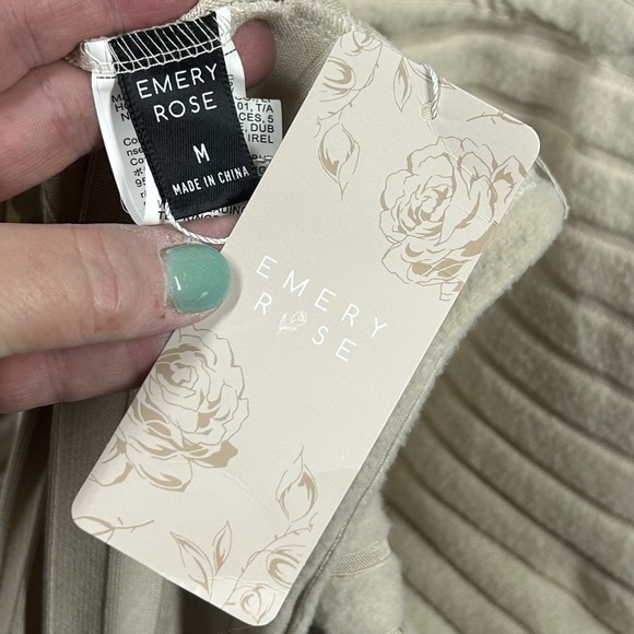 Emery Rose Soft Knit Dress Size Medium Loungewear Casual Beach Travel Vacation - Picture 3 of 4